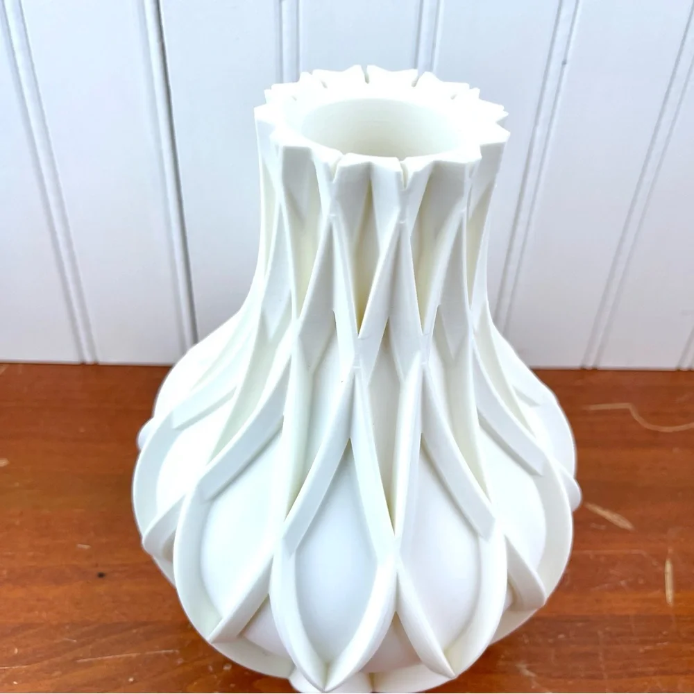 Modern Vase, The Avoi Vase, Flower Vase, Bookshelf Table Decor